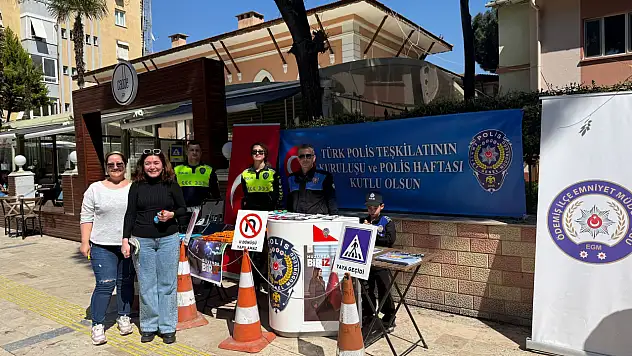 Ödemiş'te Polis Haftası coşkusu: Vatandaşlara meslek tanıtımı yapıldı