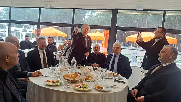 'Onlar dursun, biz hiç üşenmeden ilerleyeceğiz'