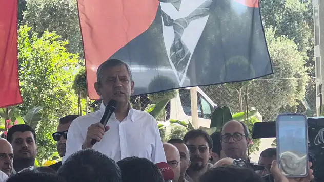 Özgür Özel Bayındır'dan seslendi: Partimizi ilk seçimde iktidara taşıyacağız, başka yol yok