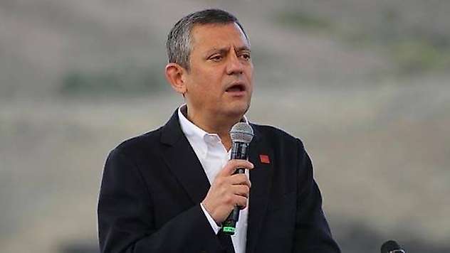 Özgür Özel'den YENİ Parti İzmir Kongresi'nde iktidar vurgusu
