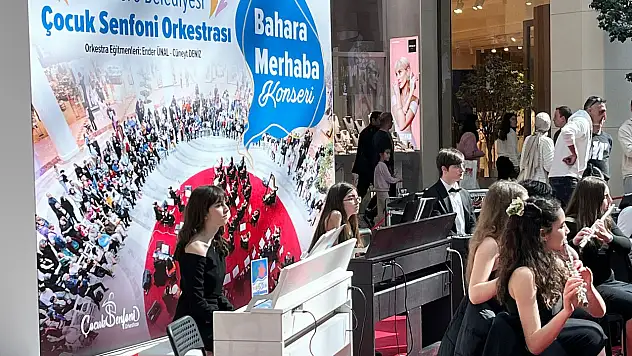 Piyanonun genç Yıldızı Ayşe Nil