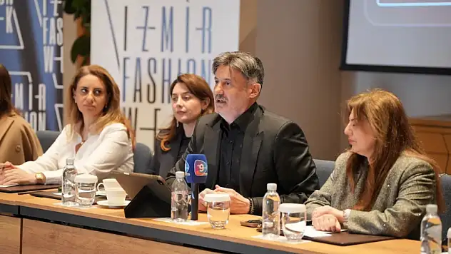Savaşın gölgesinde moda: İzmir Fashion Week başlıyor...