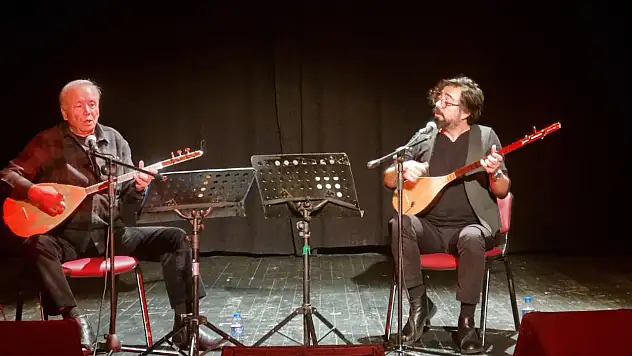 Sazlı sözlü türkülerle dayanışma gecesi