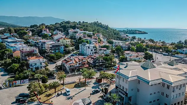 Seferihisar Belediyesi'ne rüşvet operasyonu: Başkan yardımcısı dahil 6 kişi gözaltında