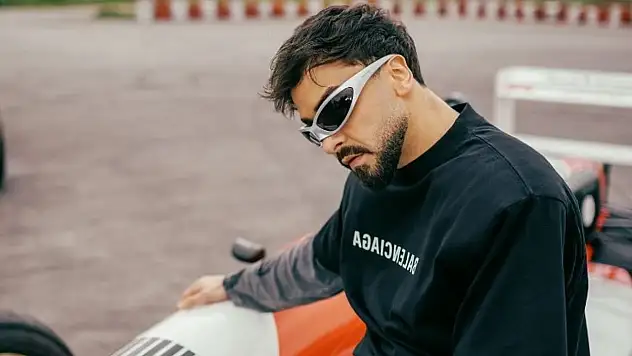 Sefo'dan sürpriz mesaj: Yeni projeler yolda