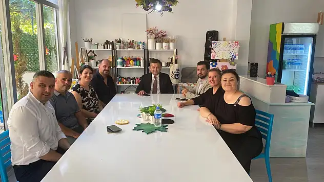 'Sihirli Eller' Atölyesine Ziyaret: Sanat ve Üretimin Yeni Adresi