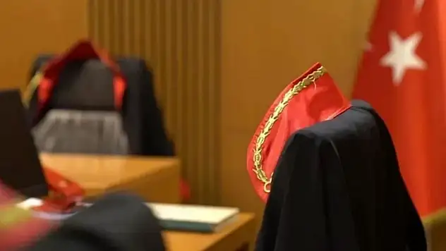 Tahliye karşılığı rüşvet iddiası: Cumhuriyet Savcısı görvden uzaklaştırıldı