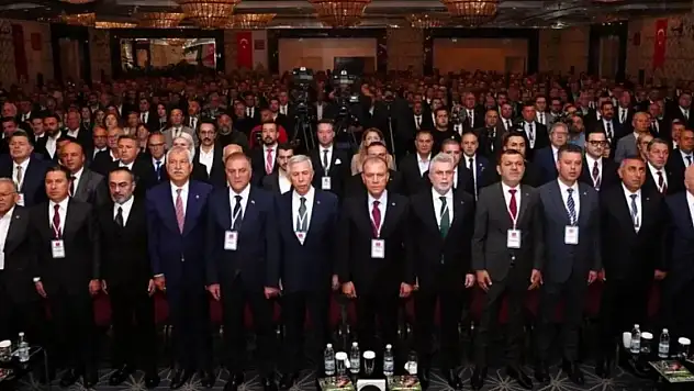 TBB seçiminde gerginlik yaşandı, kazanan Vahap Seçer oldu