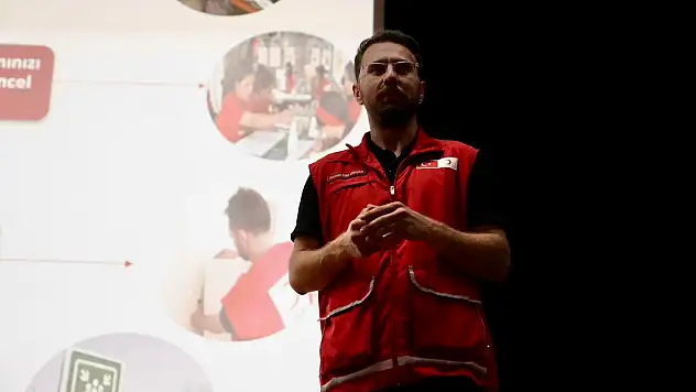 Tire Belediyesi personeline afet bilinci aşılandı