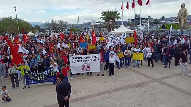 İzmir mitingine belediye işçisinin isyanı damga vurdu: Bu kürsü belediye patronlarının değil işçi sınıfınındır