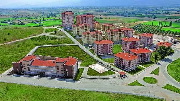 TOKİ'den kurasız konut fırsatı, İzmir'de 306 daire satışa çıktı