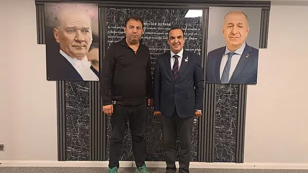 TV 9 ve Dokuzda9 Gazetesi'nden Zafer Partisi'ne nezaket ziyareti