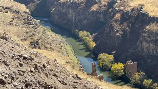 TV9 İzmir ekibi, tarihin sessiz tanığı Ani'yi ziyaret etti