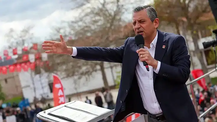 CHP’de grup toplantısı krizi büyüyor: Özel'den çarpıcı açıklamalar...