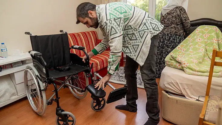 Hasta yatağından akülü sandalyeye kadar geniş kapsamlı malzemeler evlerden teslim ediliyor