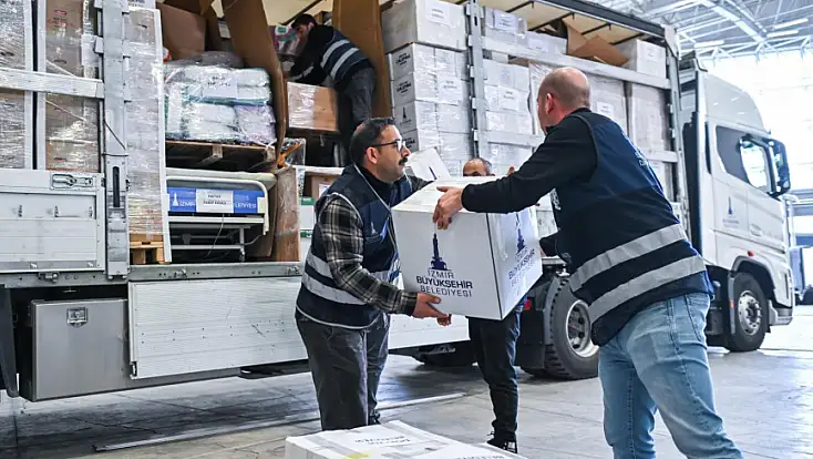 6 Şubat Unutulmadı: İzmir’den dayanışma mesajı