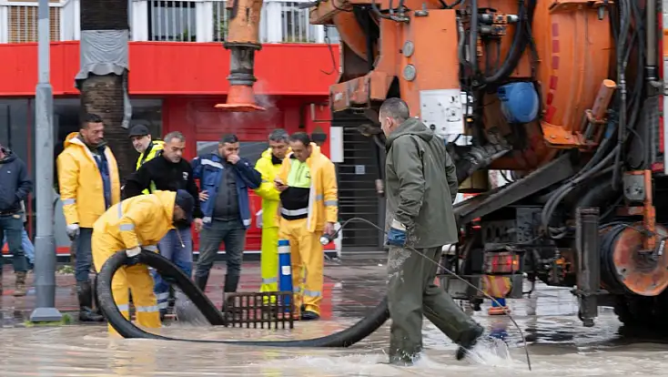İzmir’de Ocak yağışları rekor kırdı