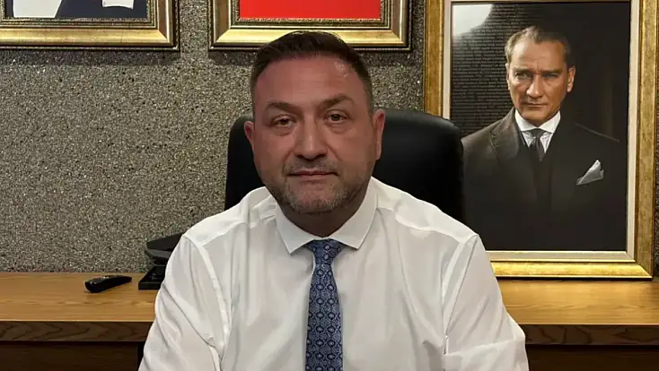 Utku Gümrükçü'nün kurduğu WhatsApp grubu ilçe başkanları tarafından terk edildi