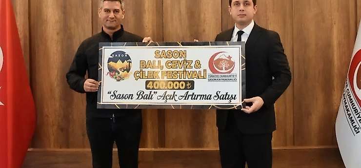 400 bin liraya satılan Sason balının parası üreticilere verildi