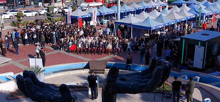 Aliağa'da kariyer ve iş fuarı düzenlendi