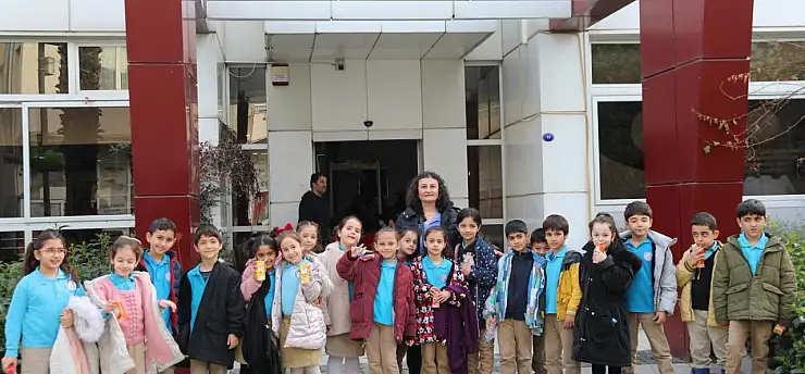 Başkan İsmail Yetişkin minik öğrencilerle söyleşide buluştu