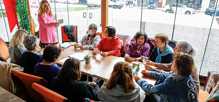 Bayraklı'da yaşlılar haftası programları başladı