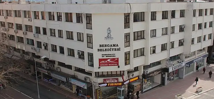 Bergama'da CHP depremi