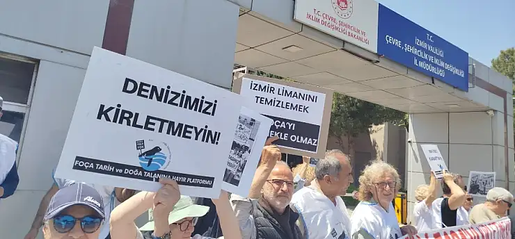 Dip çamuru krizi büyüyor: Foça ve Karaburun için binlerce imza Bakanlığa sunuldu