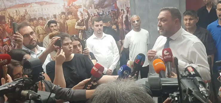 Gümrükçü'den sert çıkış: 'Küfür varsa disiplin de hukuk da devreye girebilir'