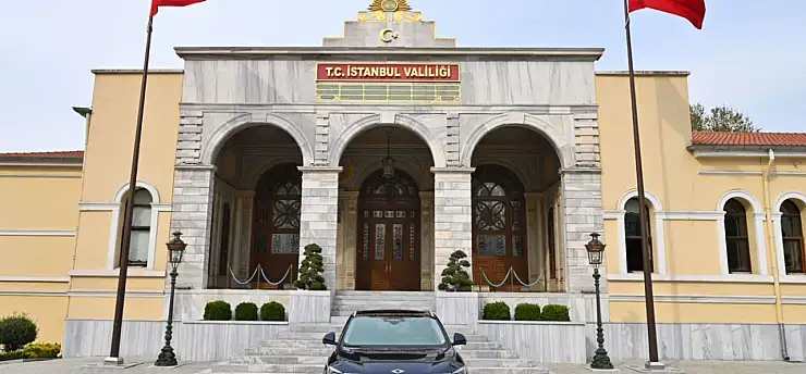 İstanbul valiliğinden belediyelere sahipsiz köpek ültimatomu: Adli işlem uyarısı yapıldı