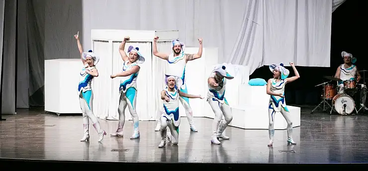 İzBBŞT'den Torbalı'da çocuklara tiyatro şöleni