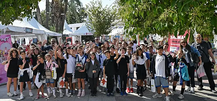 İZKİTAP'ta İzmir'in geçmişine ışık tutan söyleşi