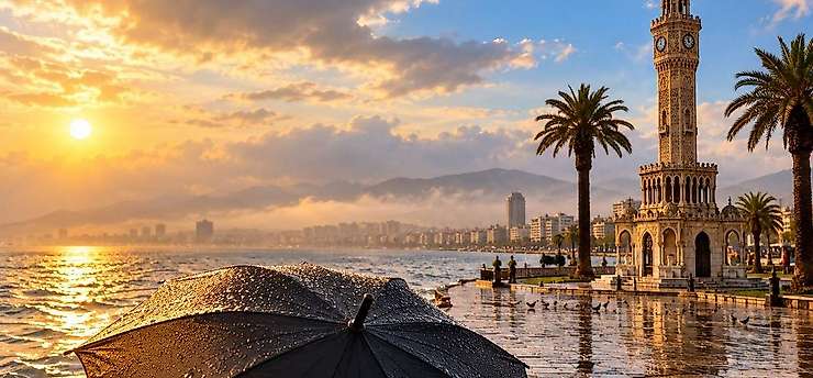 İzmir'de bugün şemsiyeler açılacak mı? Meteoroloji yanıtladı