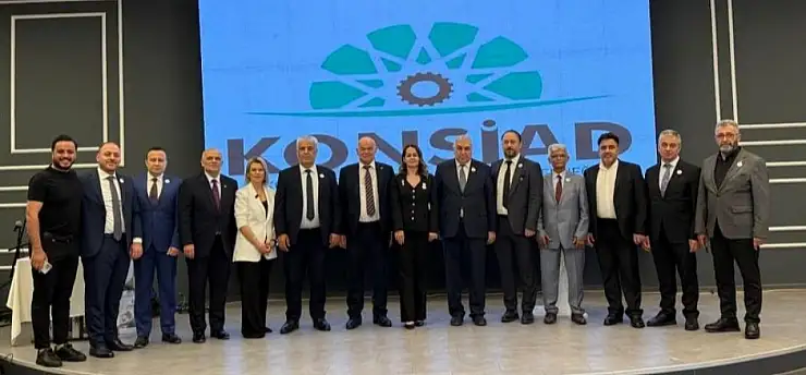 İzmir'de dev protokol aynı sofrada buluştu: KONSİAD'dan birlik ve dayanışma mesajı