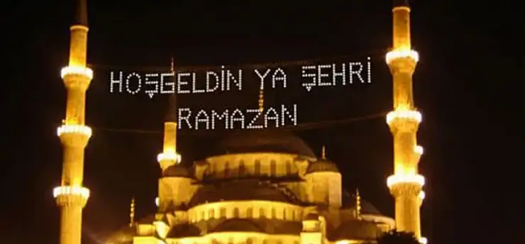 İzmir'de Ramazan takvimi netleşti: İşte ilk sahur ve iftar saatleri