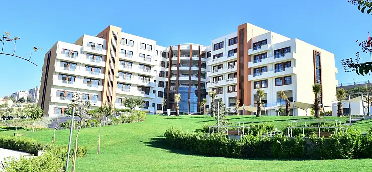 İzmir'de Yaşlı Bakım Merkezleri ve Huzurevi Rehberi