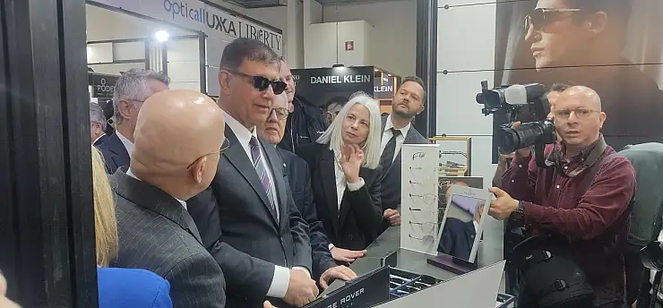 İzmir, dünya optik sektörünün kalbi oluyor: Başkan Tugay'dan 'Vizyon' mesajı