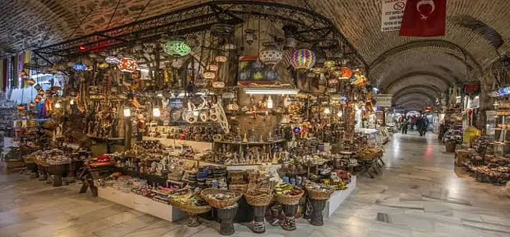 İzmir'in En Eski Hanları ve Tarihi Kemeraltı Hanları
