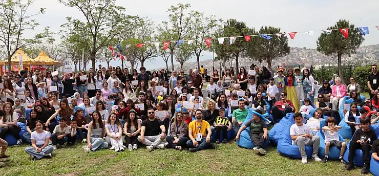 Mahallede Dayanışma Var Projesi İzmir'de çocukların sosyal gelişimine katkı sağladı