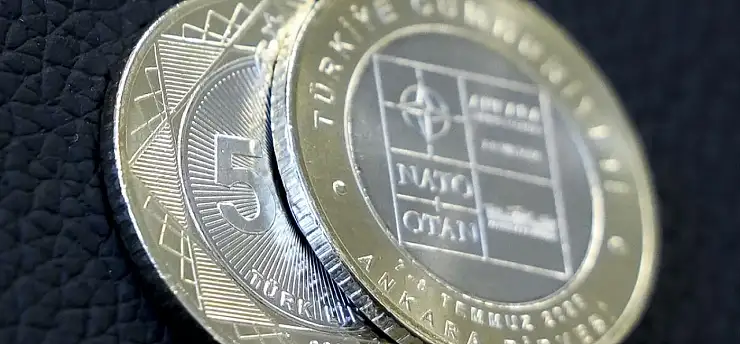 NATO için harcamalar bitmiyor: 100 bin hatıra parası basıldı
