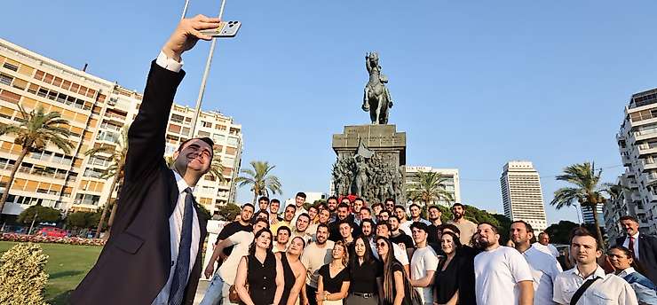 Tekün: 'İzmir gençliği bunu kabul etmez'