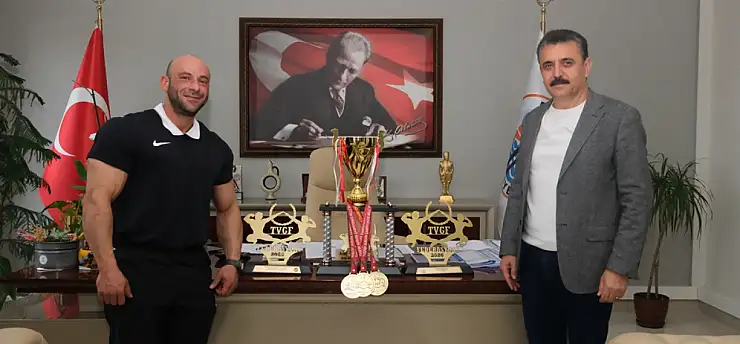 Yılmaz Acar'dan büyük başarı: Türkiye ve Balkan şampiyonu oldu