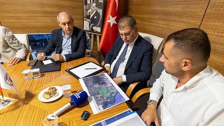 Başkan Tugay 'İzmir'in gündeminde su krizi ve kredi onayları var'