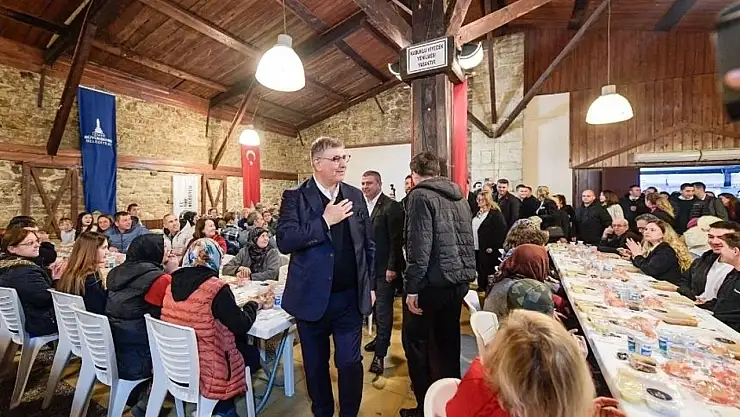 Başkan Tugay Tire'de iftara katıldı birlik beraberlik mesaji verdi