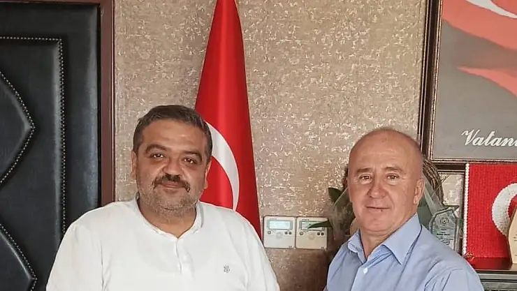 Bayındır'da eğitime yön veren isimlere takdir belgesi