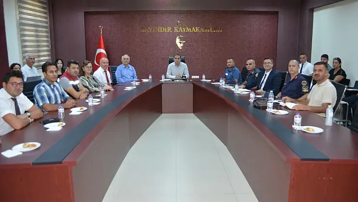 Bayındır'da Hayat Boyu Öğrenme Yılı Değerlendirme Toplantısı yapıldı