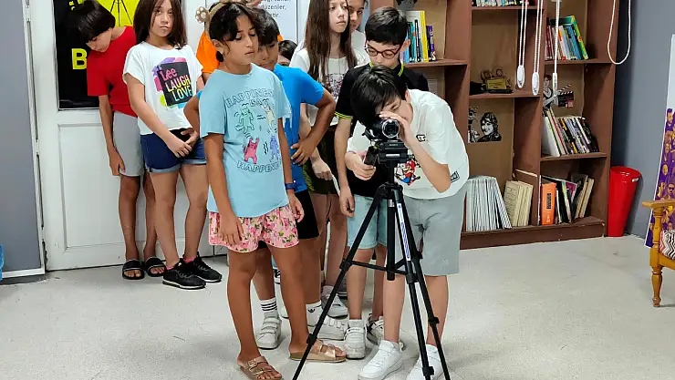 Bornova'da genç yeteneklere sinema yolculuğu