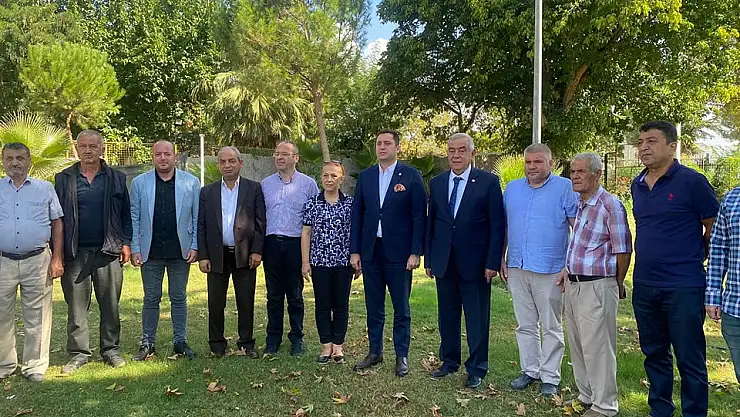 Demokrat Parti'den Basın Kahvaltısı