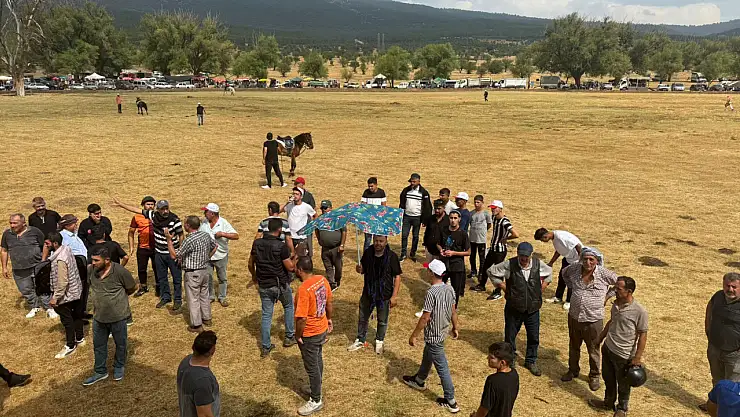 Denizli Kızılca Rahvan Yarışları'na yağmur engeli