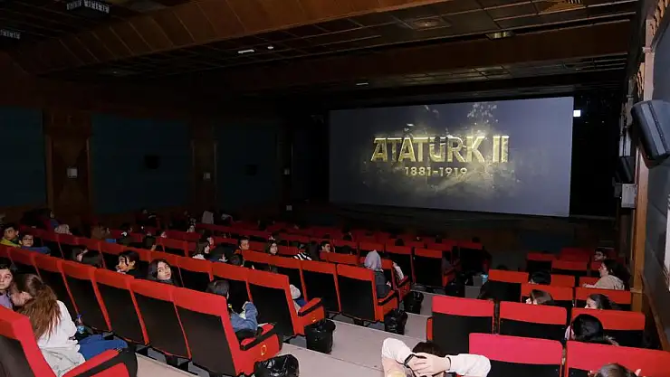 DURAN'DAN ÖĞRENCİLERE ANLAMLI KARNE HEDİYESİ : ATATÜRK II FİLMİ